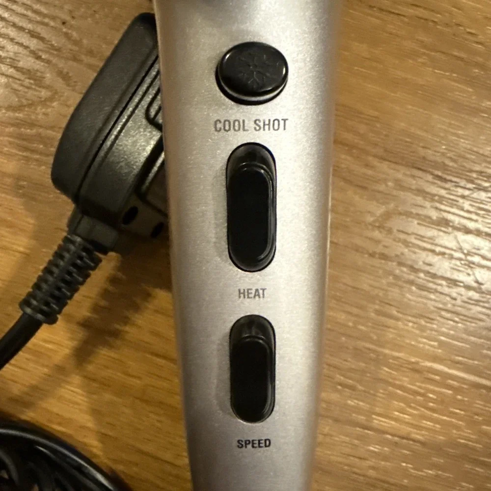 Hot‎ Tools Helix Hair Dryer Gray And Black Model S510122 Works Great